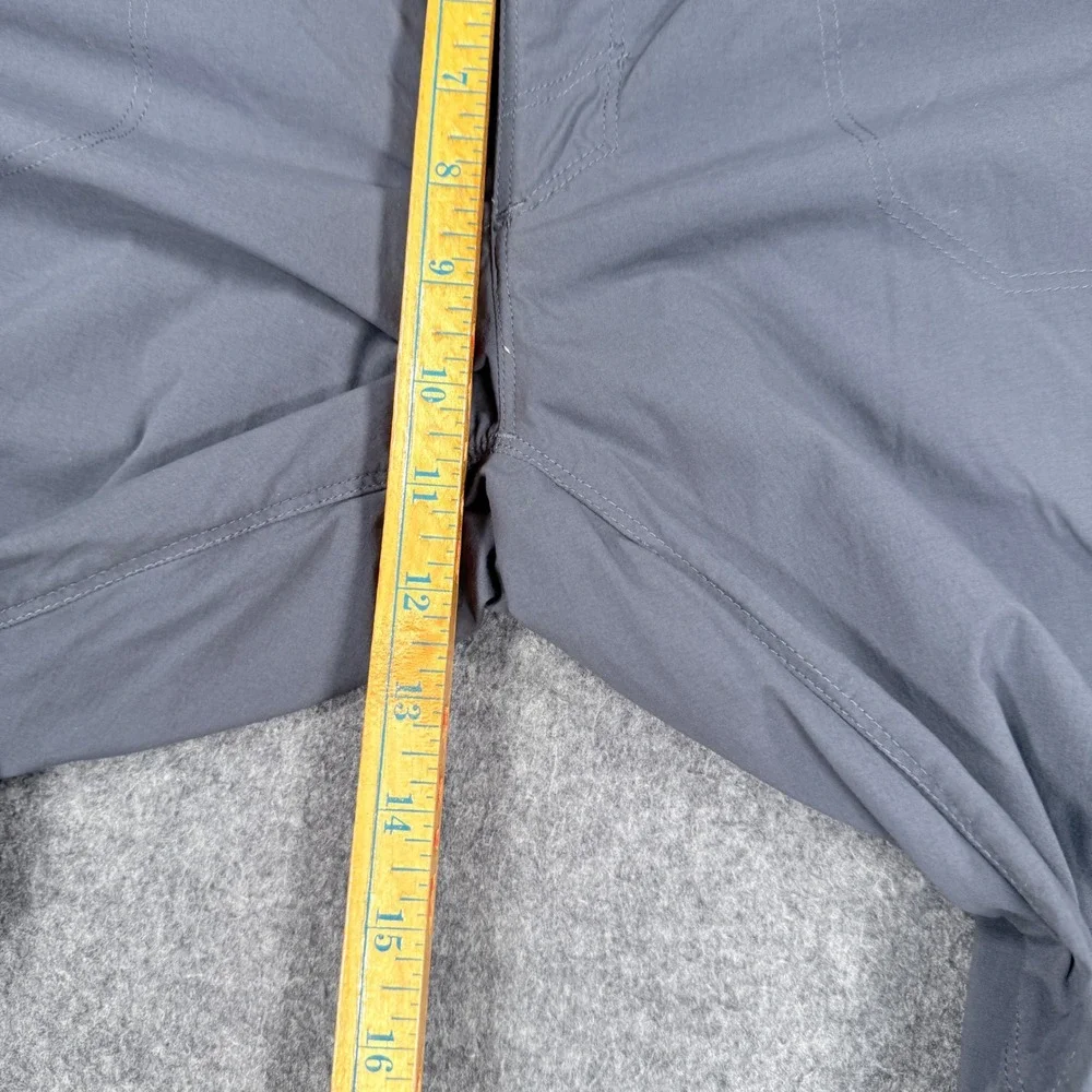 LL Bean Vista Camp Pants Mens 40x32 Gray Nylon Spandex Hiking Cargo 506421